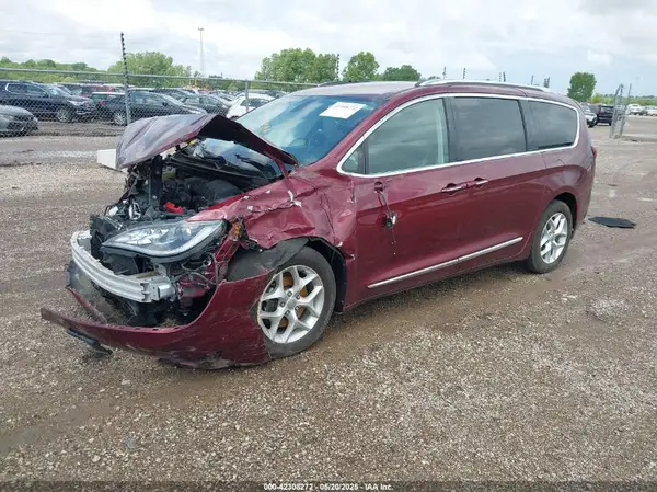 2C4RC1BG2JR158779 2018 CHRYSLER PACIFICA - Image 2
