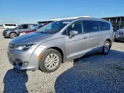 2C4RC1BG2JR185836 2018 CHRYSLER PACIFICA