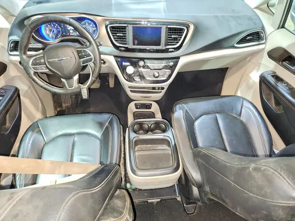 2C4RC1BG2JR185996 2018 CHRYSLER PACIFICA - Image 8