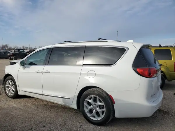 2C4RC1BG2JR193189 2018 CHRYSLER PACIFICA - Image 2