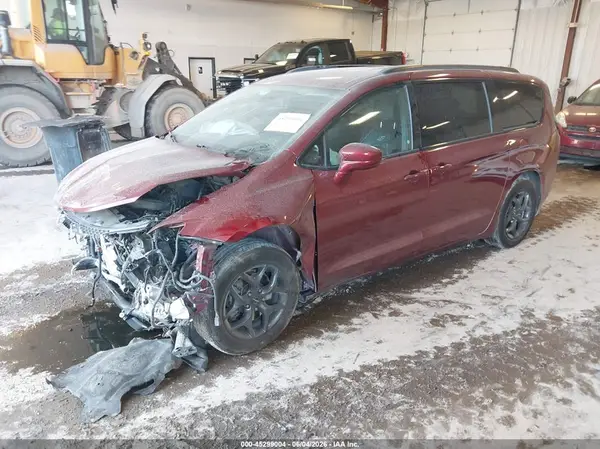 2C4RC1BG2JR194598 2018 CHRYSLER PACIFICA - Image 2