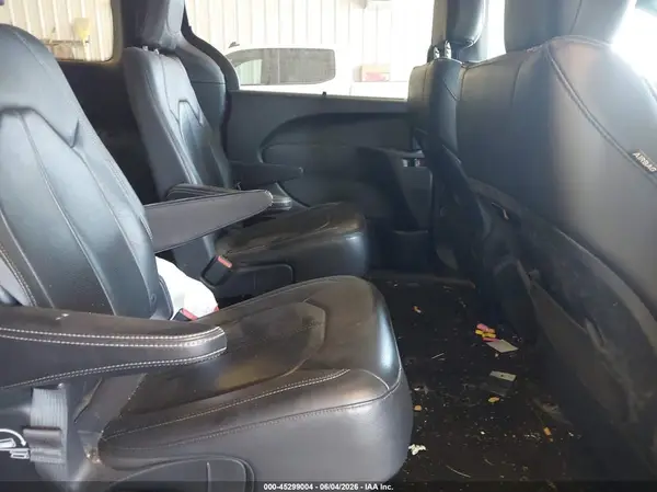 2C4RC1BG2JR194598 2018 CHRYSLER PACIFICA - Image 8