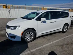 2C4RC1BG2JR211061 2018 CHRYSLER PACIFICA