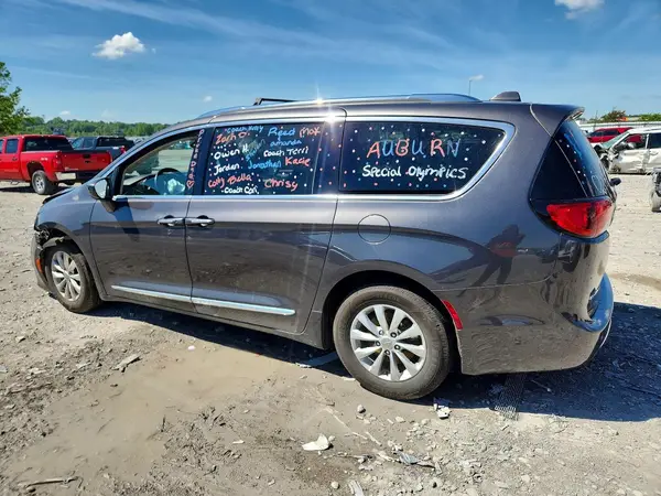 2C4RC1BG2JR211268 2018 CHRYSLER PACIFICA - Image 2