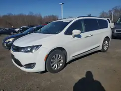 2C4RC1BG2JR211321 2018 CHRYSLER PACIFICA