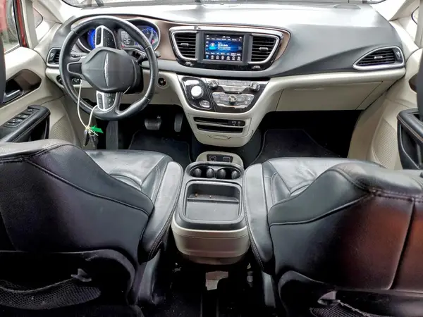 2C4RC1BG2JR211481 2018 CHRYSLER PACIFICA - Image 8