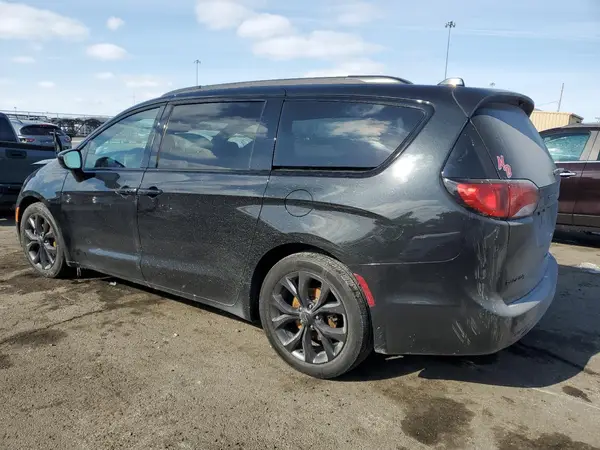 2C4RC1BG2JR229141 2018 CHRYSLER PACIFICA - Image 2