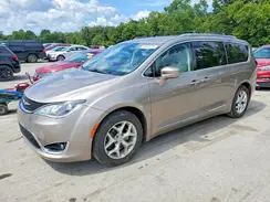 2C4RC1BG2JR235702 2018 CHRYSLER PACIFICA