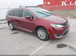 2C4RC1BG2JR252211 2018 CHRYSLER PACIFICA
