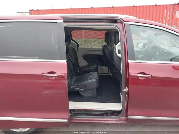 2C4RC1BG2JR252211 2018 CHRYSLER PACIFICA - Image 8