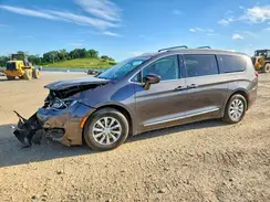 2C4RC1BG2JR263600 2018 CHRYSLER PACIFICA