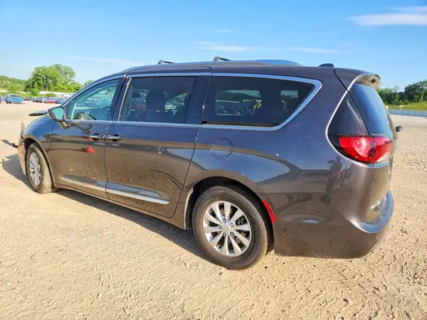 2C4RC1BG2JR263600 2018 CHRYSLER PACIFICA - Image 2