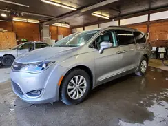 2C4RC1BG2JR269932 2018 CHRYSLER PACIFICA