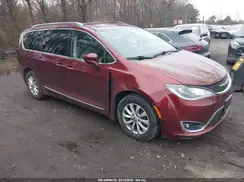 2C4RC1BG2JR274273 2018 CHRYSLER PACIFICA