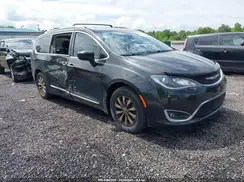 2C4RC1BG2JR277349 2018 CHRYSLER PACIFICA