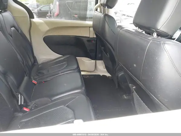 2C4RC1BG2JR277349 2018 CHRYSLER PACIFICA - Image 8