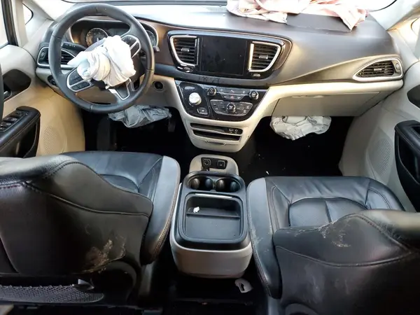 2C4RC1BG2JR321320 2018 CHRYSLER PACIFICA - Image 8