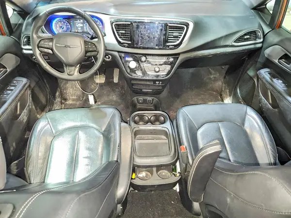 2C4RC1BG2JR331216 2018 CHRYSLER PACIFICA - Image 8
