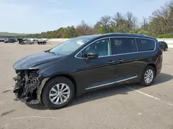 2C4RC1BG2JR354415 2018 CHRYSLER PACIFICA