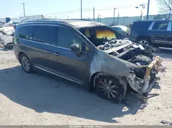 2C4RC1BG2JR365687 2018 CHRYSLER PACIFICA