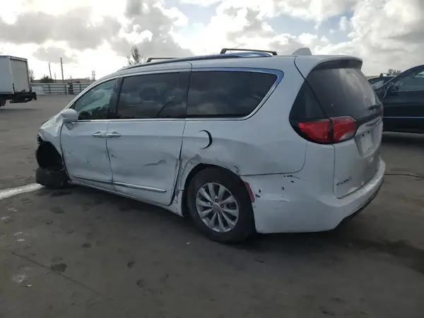 2C4RC1BG2KR505996 2019 CHRYSLER PACIFICA - Image 2