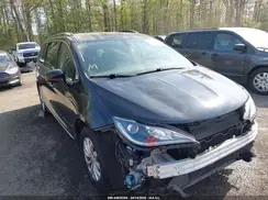 2C4RC1BG2KR532759 2019 CHRYSLER PACIFICA