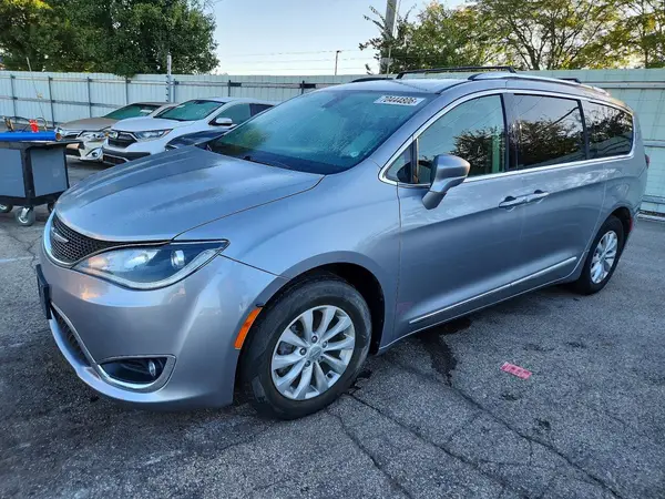 2C4RC1BG2KR537654 2019 CHRYSLER PACIFICA - Image 1