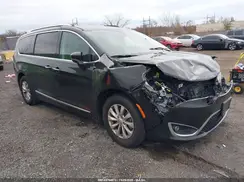 2C4RC1BG2KR541347 2019 CHRYSLER PACIFICA