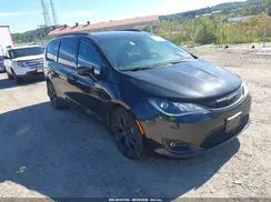 2C4RC1BG2KR549738 2019 CHRYSLER PACIFICA