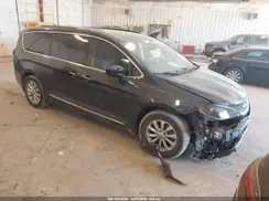 2C4RC1BG2KR550503 2019 CHRYSLER PACIFICA