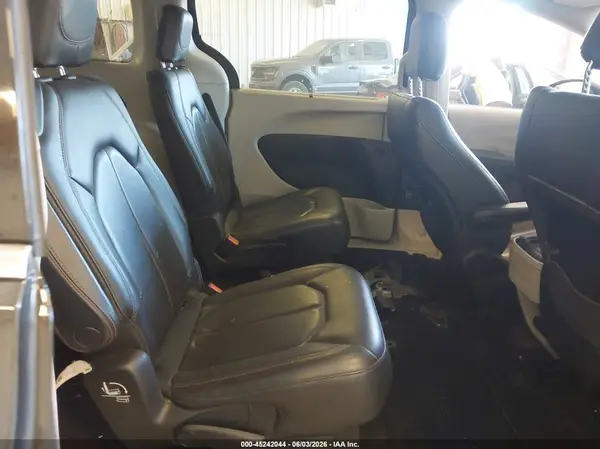 2C4RC1BG2KR550503 2019 CHRYSLER PACIFICA - Image 8