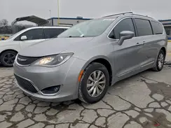 2C4RC1BG2KR554342 2019 CHRYSLER PACIFICA
