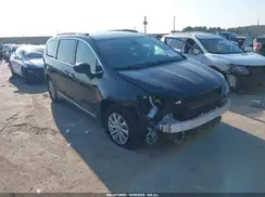 2C4RC1BG2KR554860 2019 CHRYSLER PACIFICA