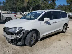 2C4RC1BG2KR560528 2019 CHRYSLER PACIFICA