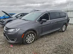2C4RC1BG2KR584621 2019 CHRYSLER PACIFICA