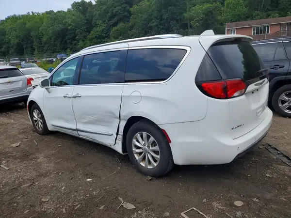 2C4RC1BG2KR597286 2019 CHRYSLER PACIFICA - Image 2