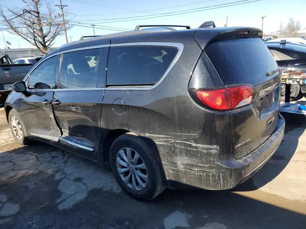 2C4RC1BG2KR597322 2019 CHRYSLER PACIFICA - Image 2