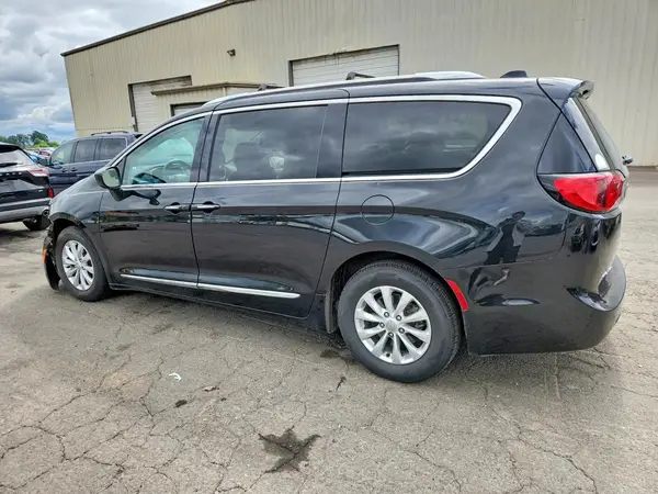 2C4RC1BG2KR625717 2019 CHRYSLER PACIFICA - Image 2