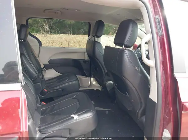 2C4RC1BG2KR626415 2019 CHRYSLER PACIFICA - Image 8