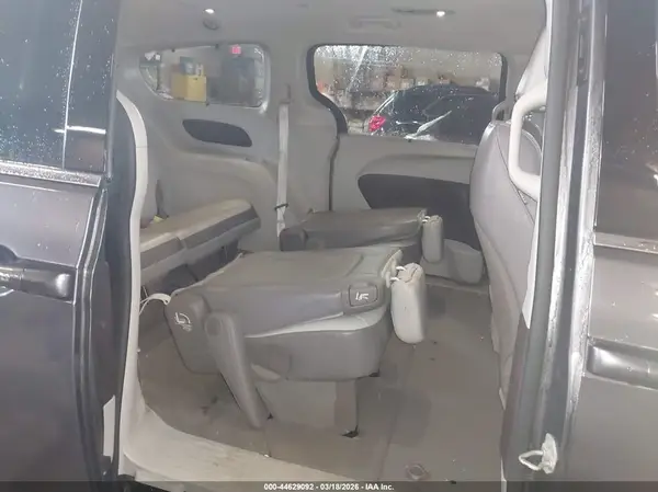 2C4RC1BG2KR627578 2019 CHRYSLER PACIFICA - Image 8