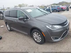 2C4RC1BG2KR628004 2019 CHRYSLER PACIFICA