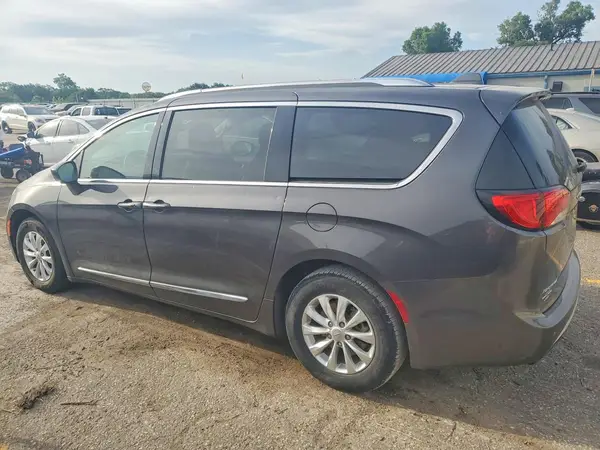 2C4RC1BG2KR652044 2019 CHRYSLER PACIFICA - Image 2