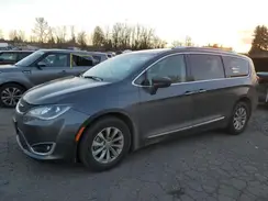 2C4RC1BG2KR652240 2019 CHRYSLER PACIFICA