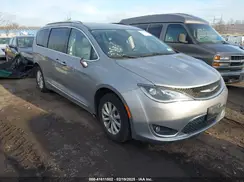 2C4RC1BG2KR653341 2019 CHRYSLER PACIFICA