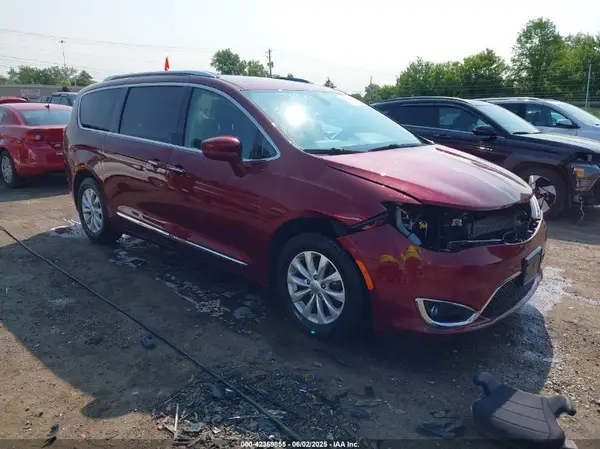 2C4RC1BG2KR721332 2019 CHRYSLER PACIFICA - Image 1