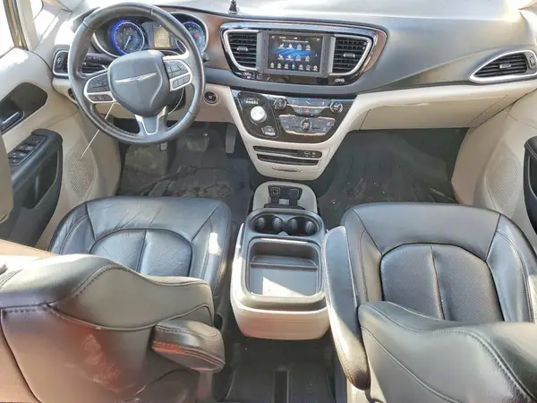 2C4RC1BG2KR733139 2019 CHRYSLER PACIFICA - Image 8