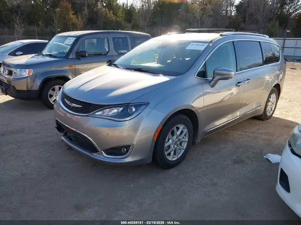 2C4RC1BG2LR106085 2020 CHRYSLER PACIFICA - Image 2
