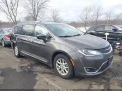 2C4RC1BG2LR106538 2020 CHRYSLER PACIFICA