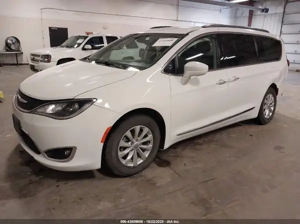 2C4RC1BG2LR112890 2020 CHRYSLER PACIFICA - Image 2