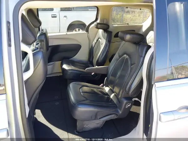 2C4RC1BG2LR124750 2020 CHRYSLER PACIFICA - Image 8